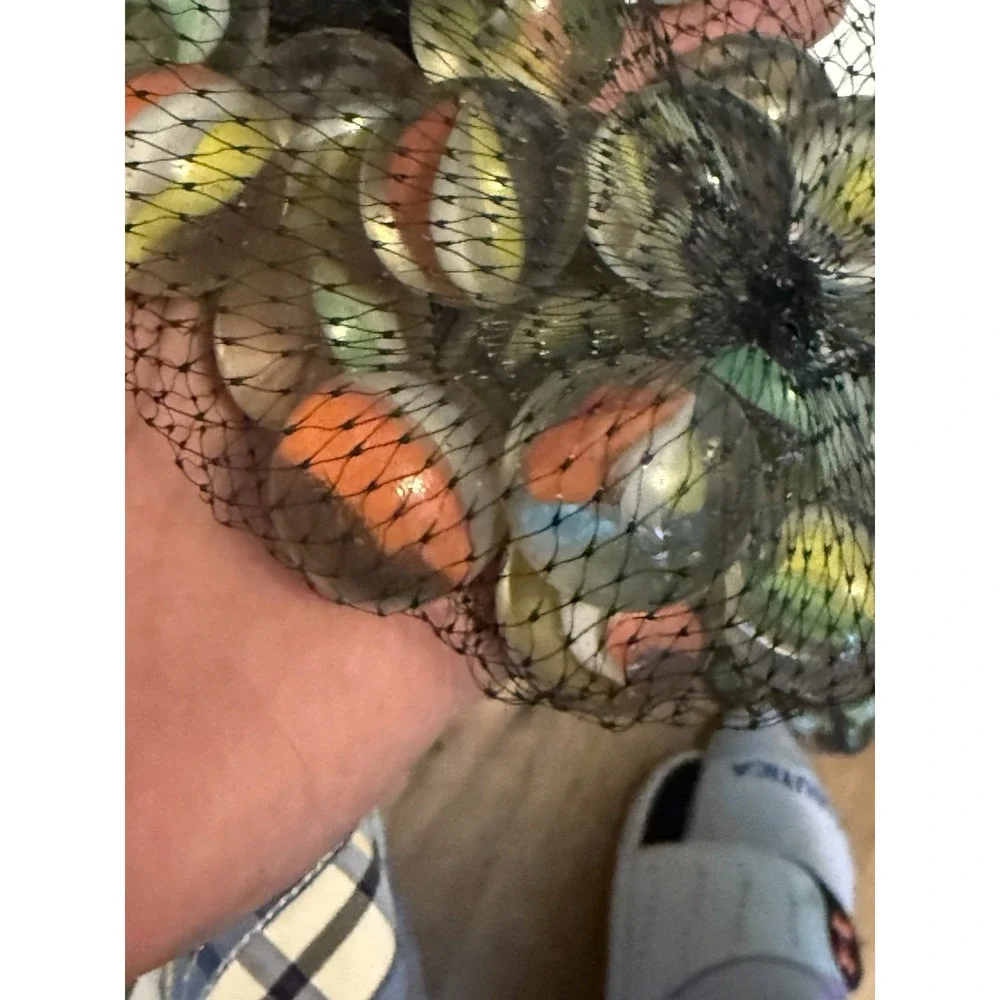 VINTAGE 80'S MARBLES AMAZING COLORS,‎ BAG OF 22
